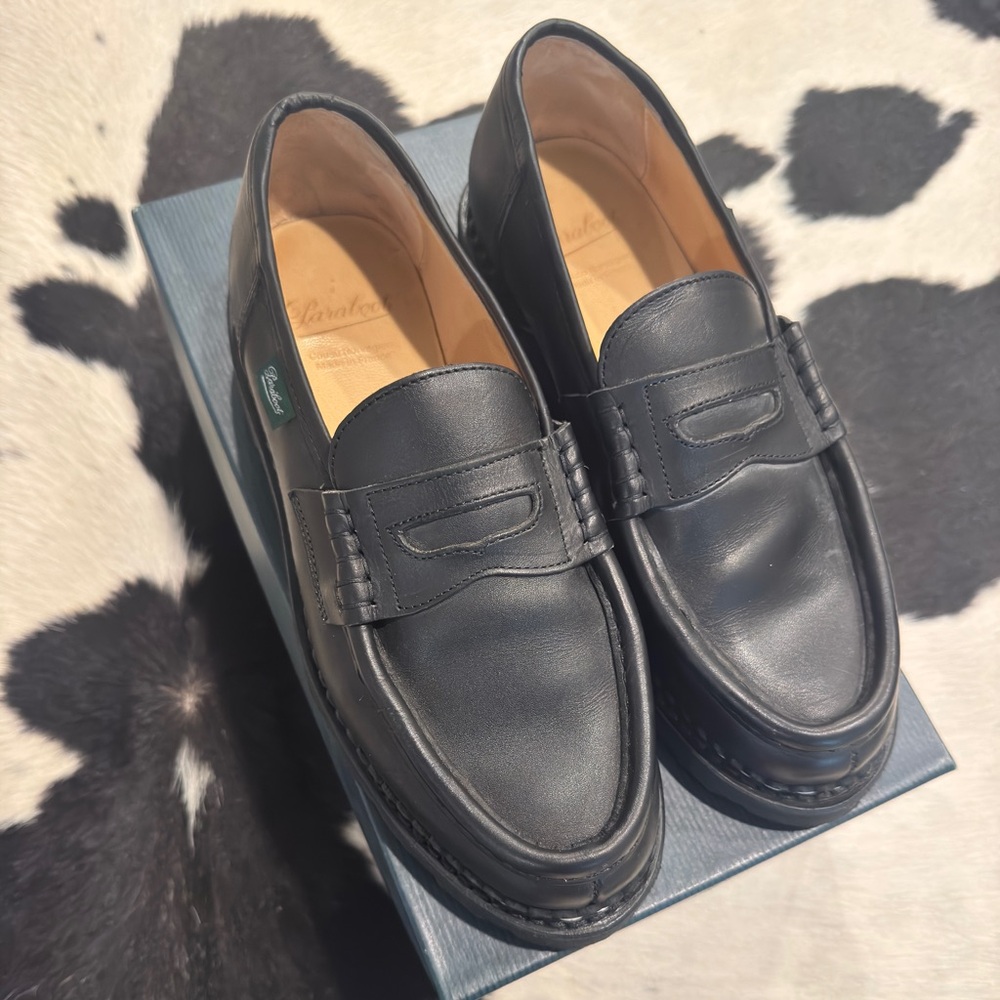 Classic Black Leather Penny Loafers - Men